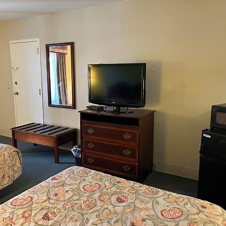 Motel 6 Bracey, Va I 85 Екстер'єр фото